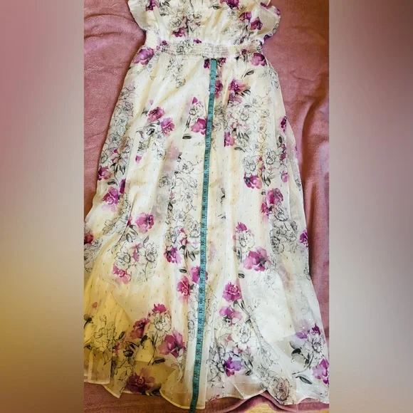 Torrid Floral Maxi Dress - Pink and Cream - Picture 15 of 16